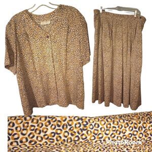 Ship & shore abstract print pleated skirt and shirt set with pockets